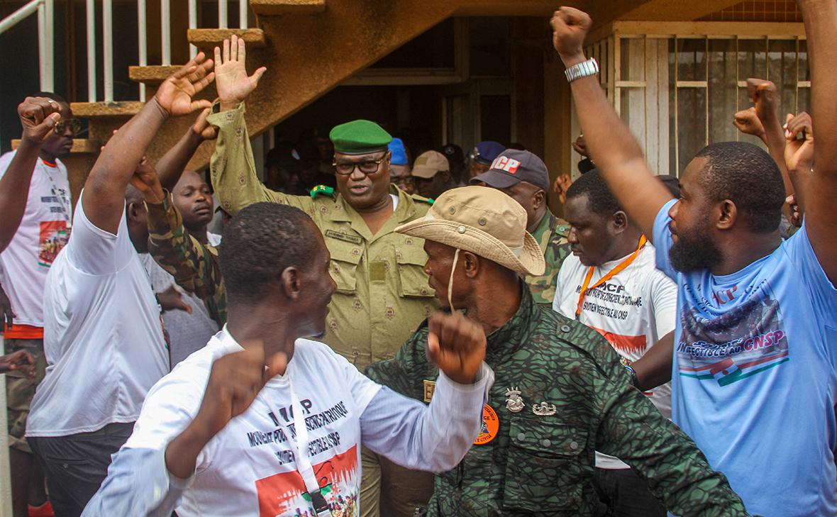 Мятежники в Нигере обвинили две страны Африки в подготовке интервенции
