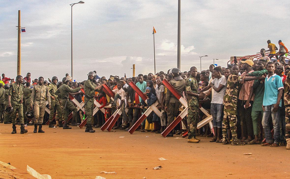 AP узнала о провале переговоров с мятежниками Нигера перед вторжением