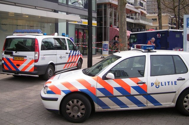В Гааге, Амстердаме и Влардингене в Нидерландах прогремели взрывы