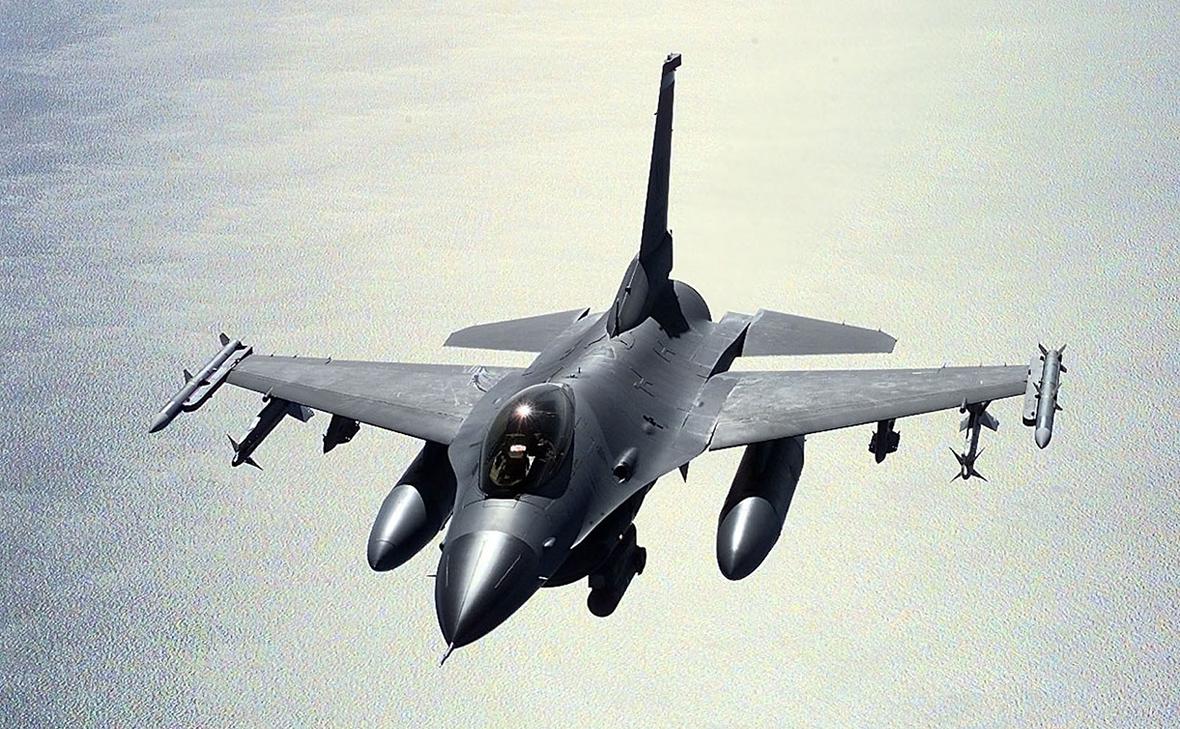 NBC сообщил о разочаровании Киева из-за задержки поставок F-16