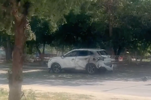 В городе Алешки украинский беспилотник ударил по автомобилю военкора