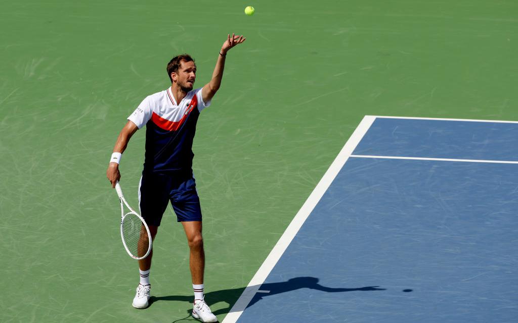 Даниил Медведев разгромил 34-летнего венгра в первом матче на US Open