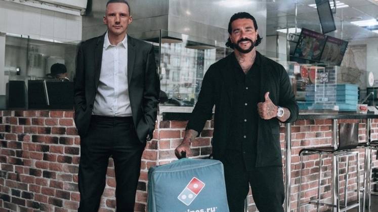 Тимати и Пинский объявили новое название выкупленной ими Domino`s Pizza в России