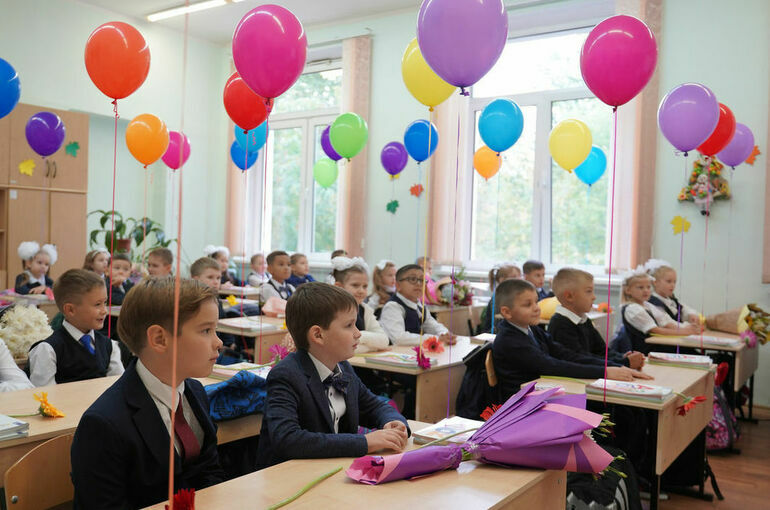 В Брянске школьные линейки на День знаний пройдут с ограничениями