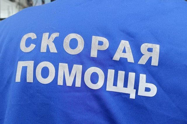 В Бийске скорая помощь с пациентом в машине насмерть сбила женщину