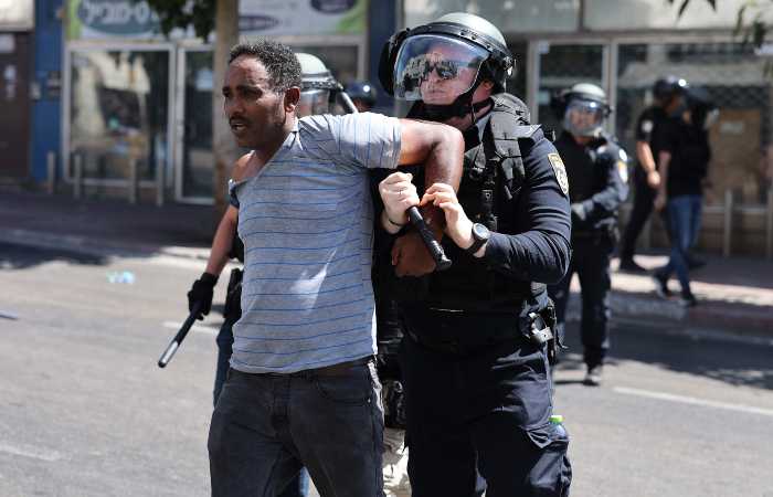 В Тель-Авиве произошли столкновения между выходцами из Эритреи