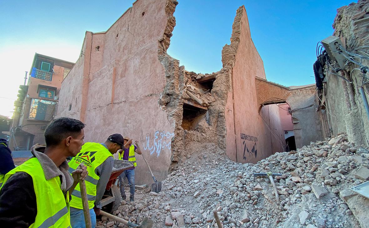 Число погибших при землетрясении в Марокко превысило 800 человек