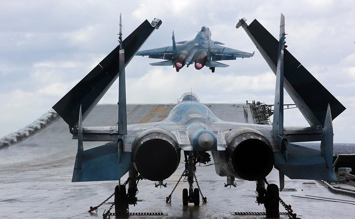 Минобороны сообщило об уничтожении авиацией катера ВСУ в Черном море