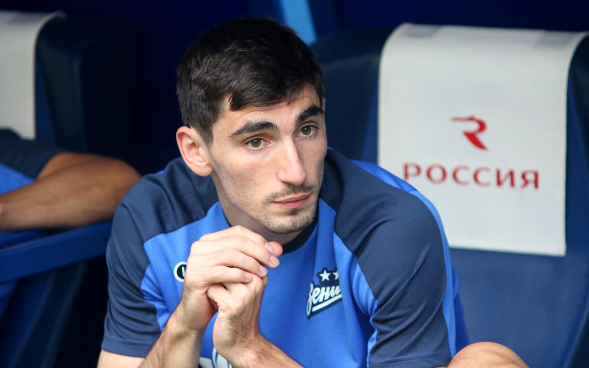 «Зенит» объявил о переходе Бакаева в клуб из ОАЭ