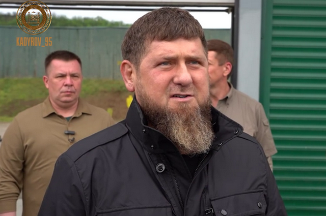 Кадыров подтвердил, что его сын избил обвиняемого в поджоге Корана Журавеля