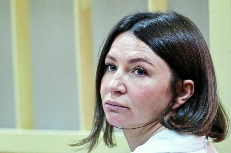 ФНС сняла ограничения с одного из счетов Елены Блиновской