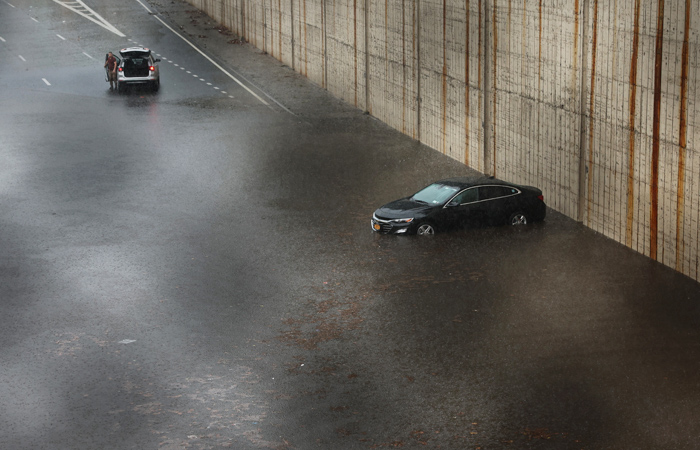 Губернатор Нью-Йорка объявила режим ЧС из-за наводнений