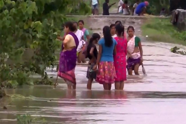 В Индии три российских туриста оказались заблокированы в зоне наводнений