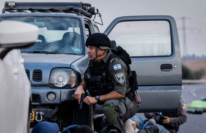 На юге Израиля в шести местах продолжаются боевые действия
