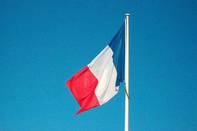 Власти Франции ввели максимальный уровень террористической угрозы