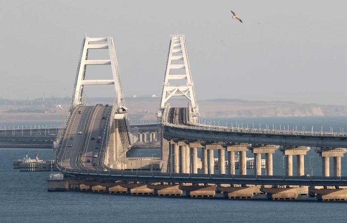 Крымский мост полностью открыт для автодвижения после ремонта