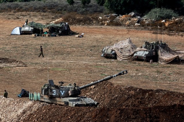 Армия обороны Израиля наносит удары по Ливану в ответ на обстрелы