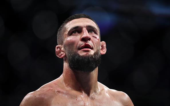 Рекордсмен UFC Чимаев рассказал о трех подаренных Кадыровым Мерседесах
