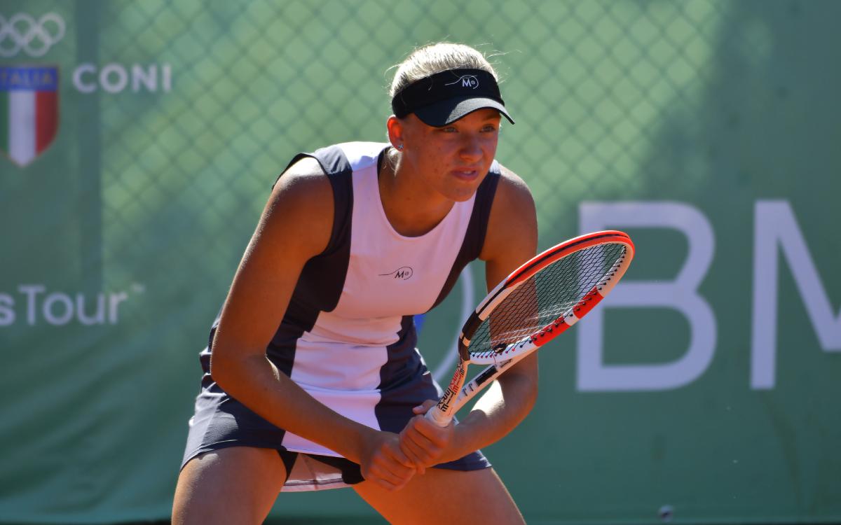 Российская теннисистка выиграла юниорский итоговый турнир