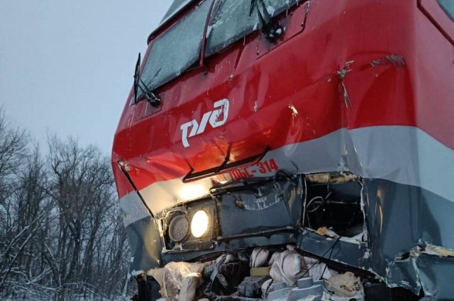 Махонин: при столкновении поездов под Ульяновском нет серьезно пострадавших