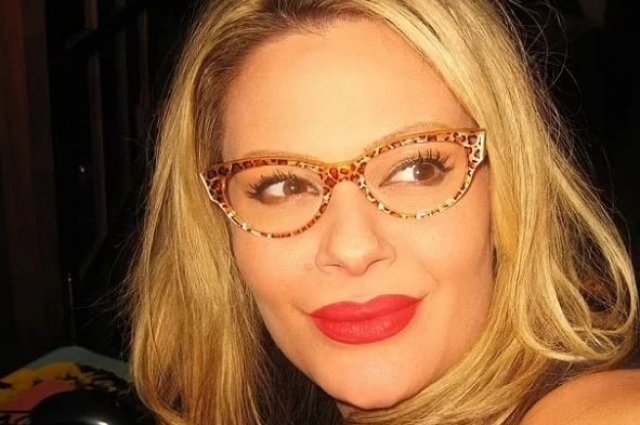 Певица Криста Карсон потеряла часть носа из-за неудачной инъекции ботокса