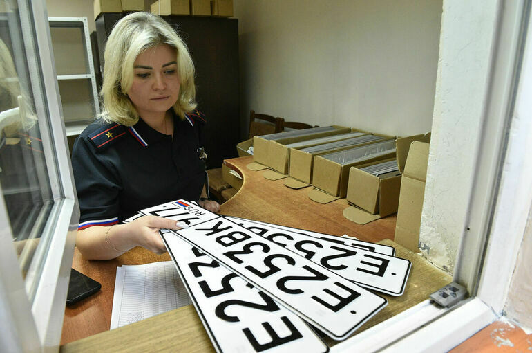 В Москве ГИБДД приостановила выдачу прав и регистрацию транспорта из-за сбоя