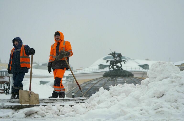 Сильный снегопад начнется в Москве вечером 14 декабря