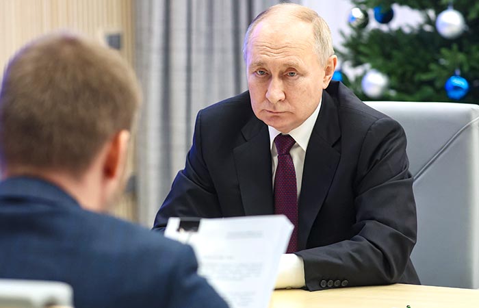 Путин прибыл в ЦИК РФ для подачи документов в качестве кандидата на выборах