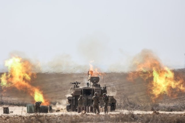 ЦАХАЛ обстрелял гуманитарный конвой в секторе Газа