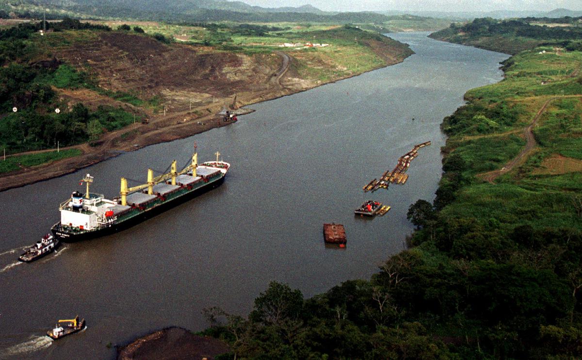 Bloomberg узнал «нереальные» планы властей по спасению Панамского канала