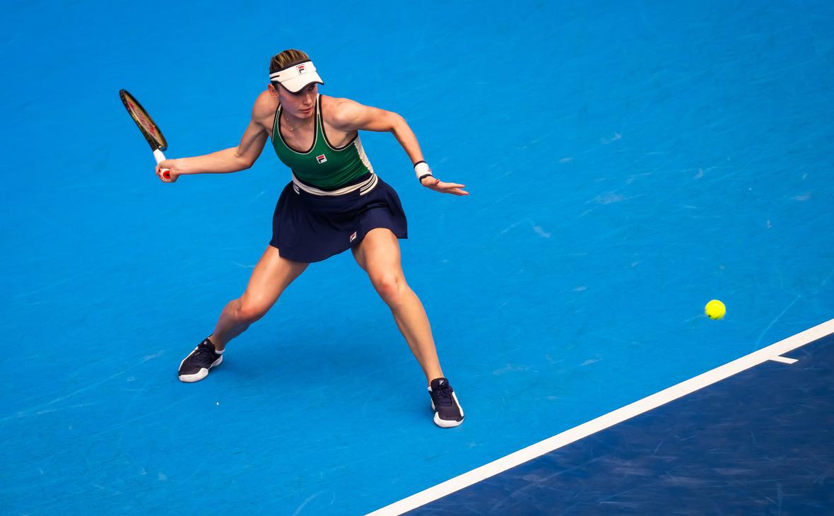 Российская теннисистка проиграла в полуфинале турнира в Аделаиде
