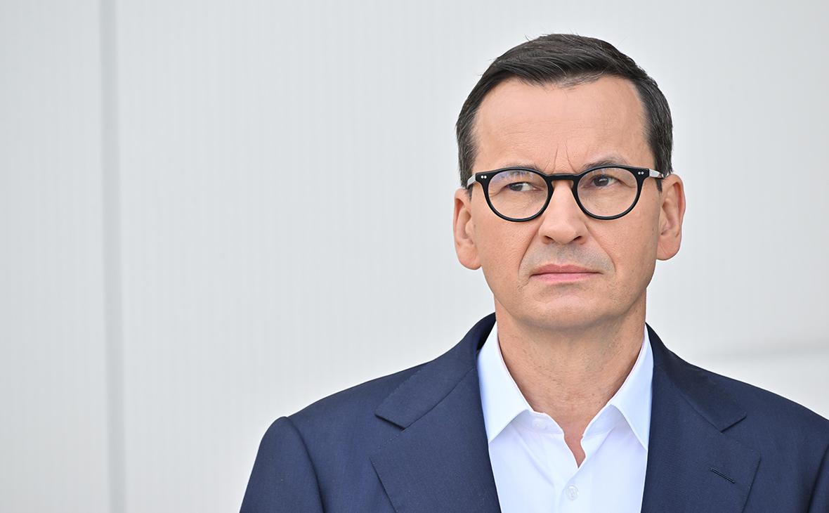 Экс-премьер Польши заявил о «глубоко тревожной» ситуации на Украине