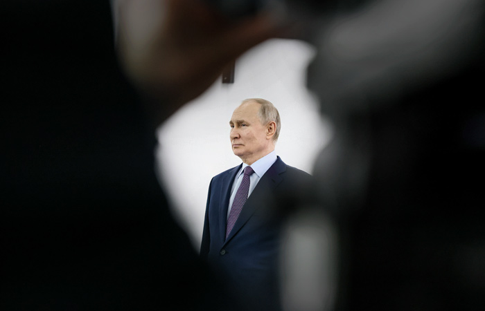 Путин принял в Кремле главу МИД КНДР
