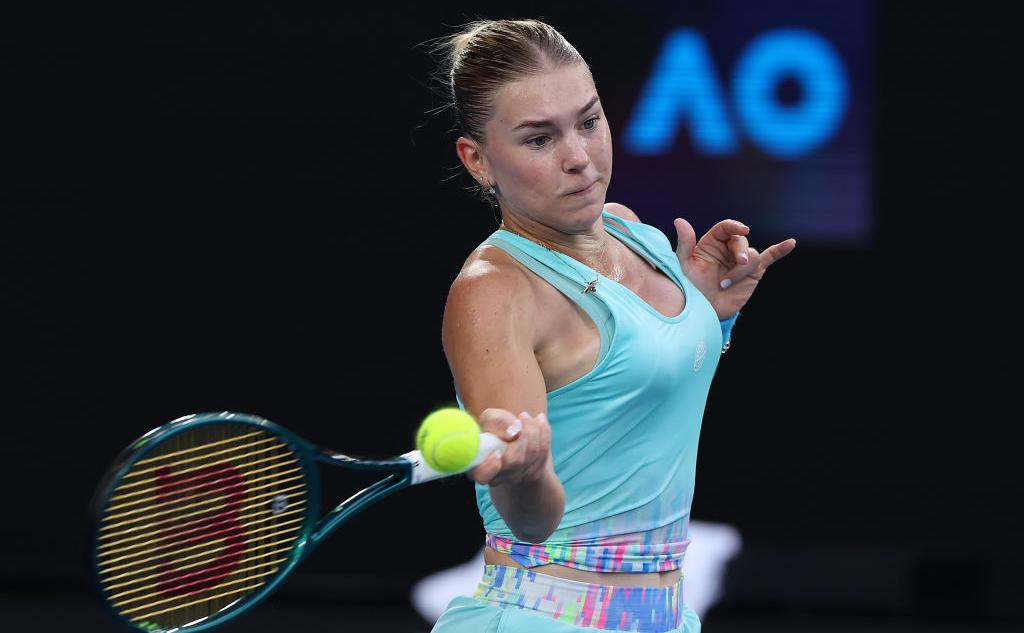 Россиянка из второй сотни рейтинга выбила 10-ю сеяную с Australian Open
