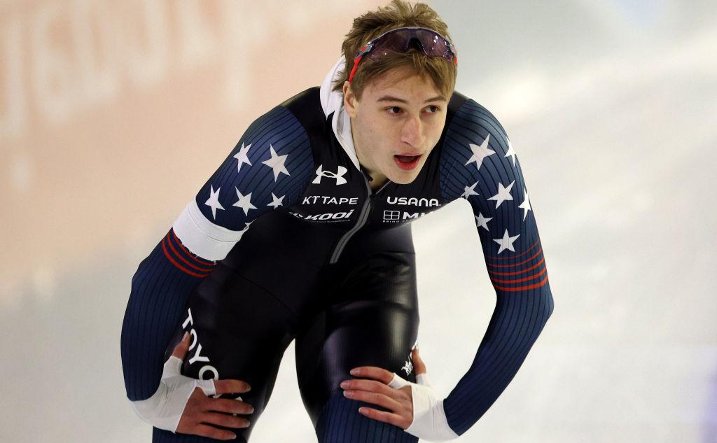 Американский конькобежец побил державшийся четыре года рекорд россиянина