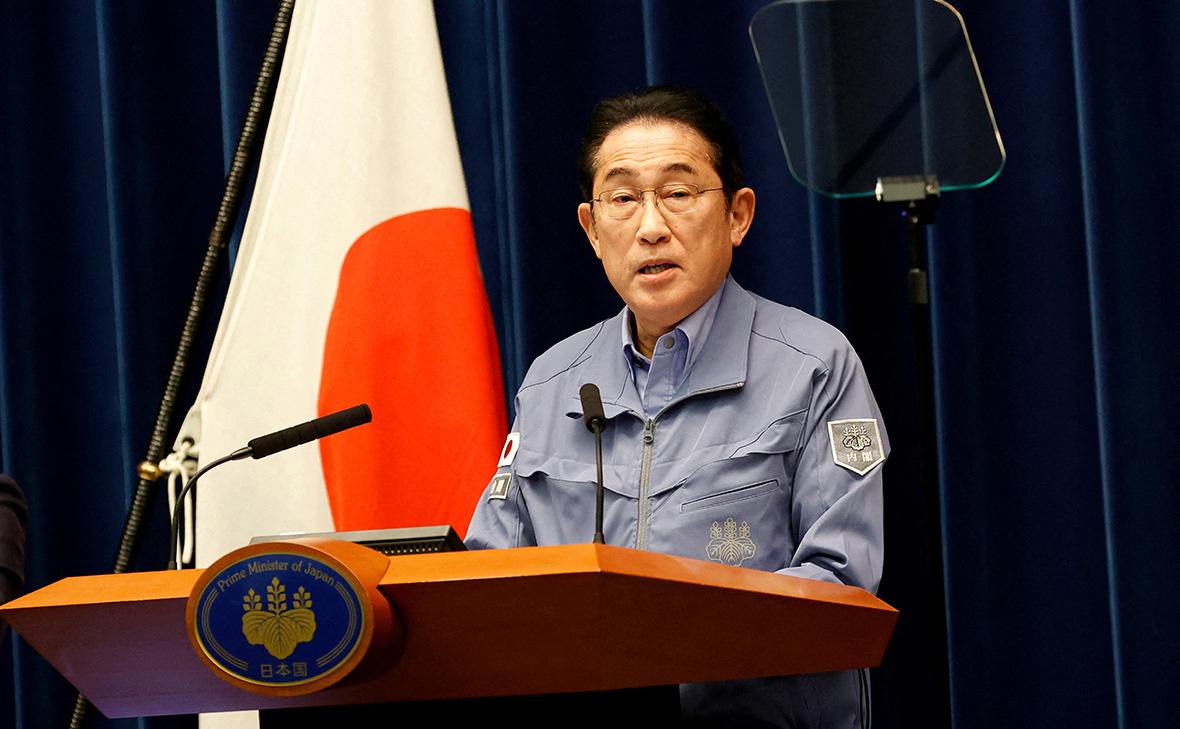 Премьер Японии заявил о желании заключить мирный договор с Россией