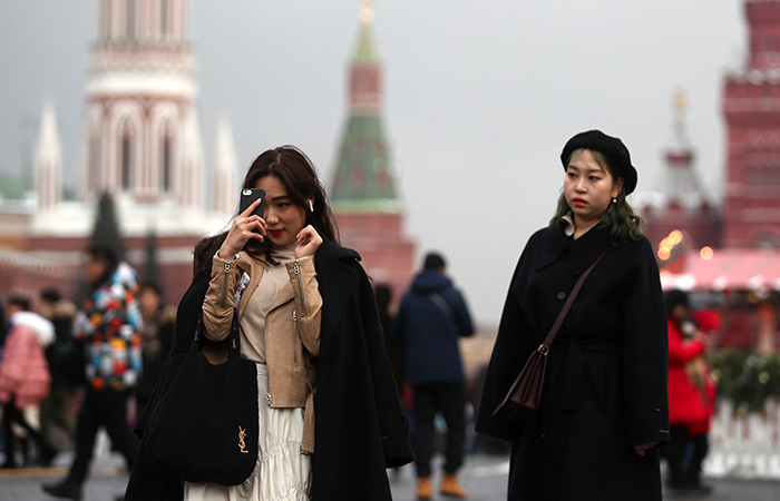 Туроператоры предложили отменить визы для туристов из Китая