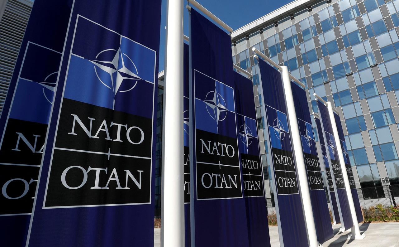 FT узнала о планах НАТО достичь показателя по тратам на оборону в 2024-м