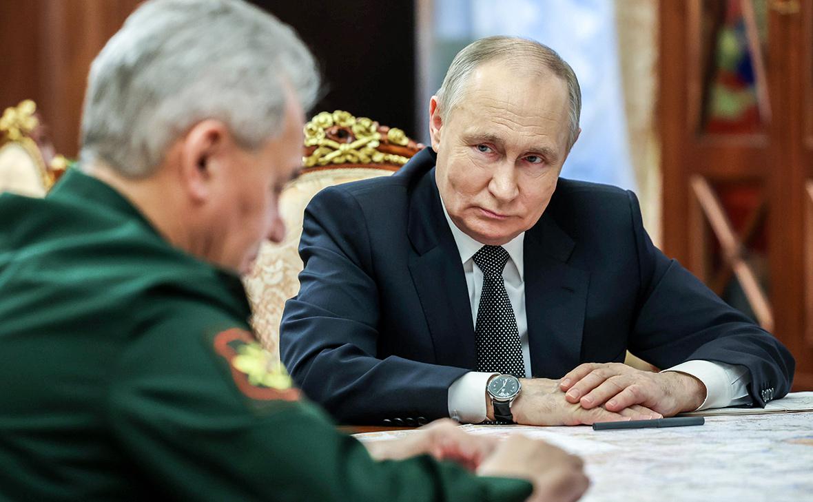 Путин заявил, что Россия категорически против ядерного оружия в космосе