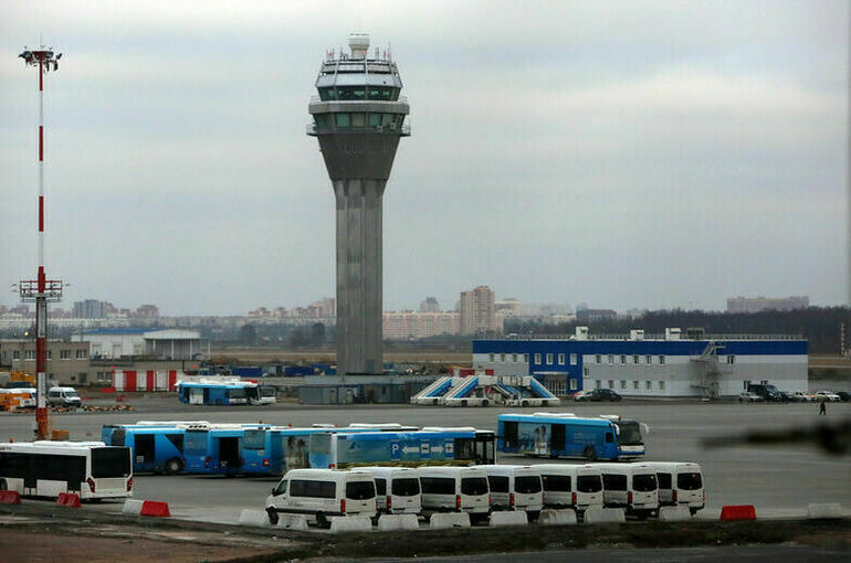 Аэропорт Пулково работает штатно после ЧП в Санкт-Петербурге
