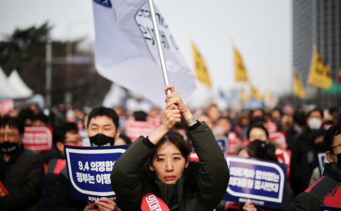 Как забастовка врачей в Южной Корее привела к внутриполитическому кризису