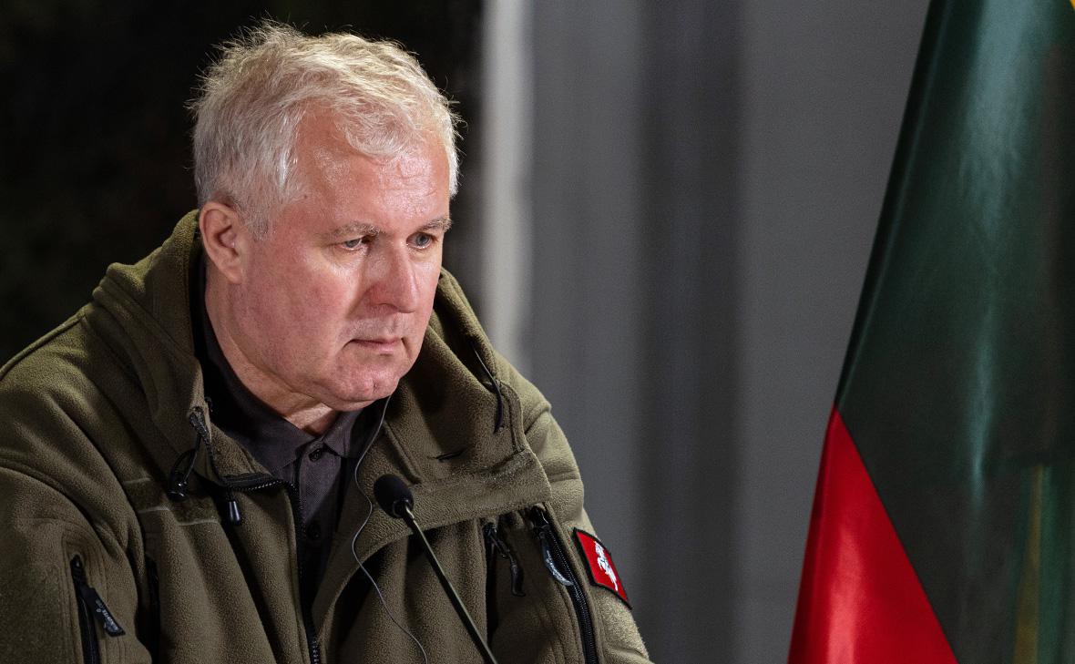 Министр обороны Литвы уйдет в отставку
