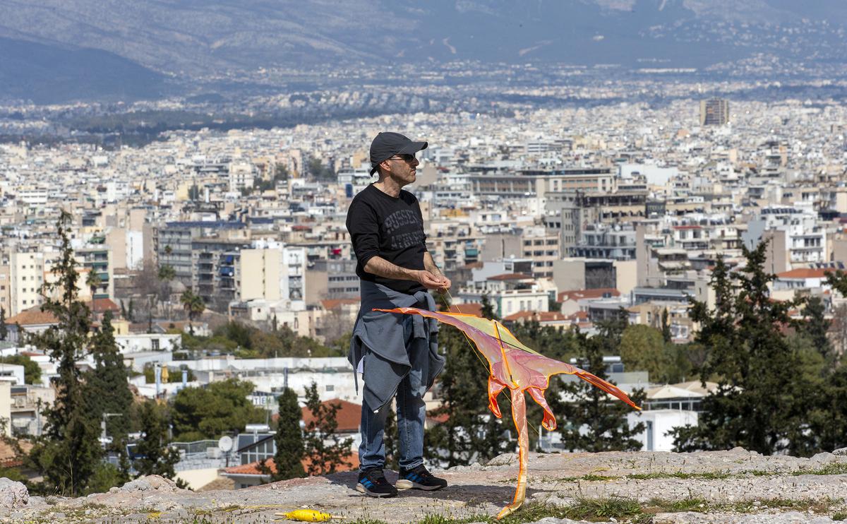 Греция ужесточит условия выдачи «золотых виз»
