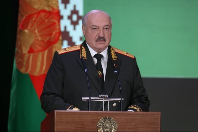 Лукашенко заявил, что сутки был на связи с Путиным из-за теракта в Москве