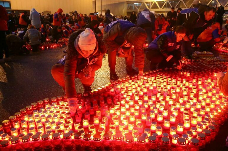 Совет Думы почтил минутой молчания память погибших в результате теракта