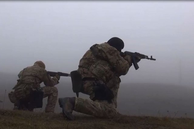 Обнародованы кадры с места задержания террористов в Дагестане