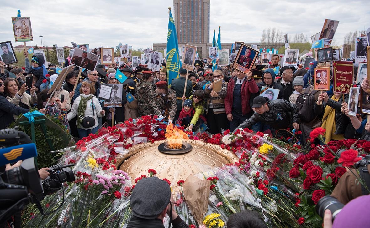 Казахстан третий год подряд объяснил отказ от парада Победы экономией