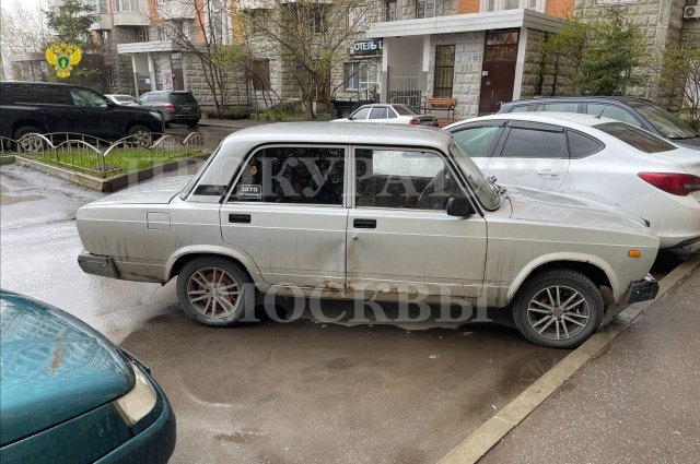 Найдена вторая машина, на которой скрылся подозреваемый в убийстве в Москве