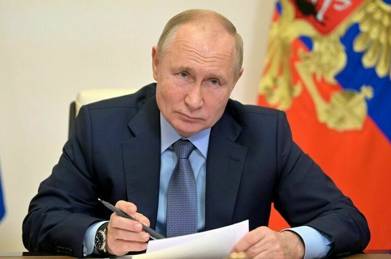 Путин назвал повышение рождаемости приоритетной общенациональной задачей
