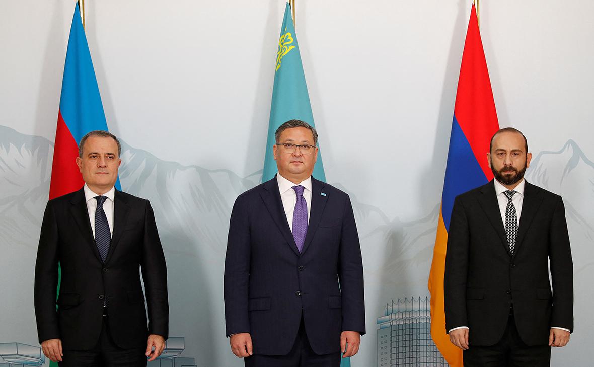 О чем Армения и Азербайджан договорились в Алма-Ате